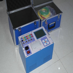 1000A/2000A大電流發生器電力承修設備產品介紹-揚州達瑞有限公司